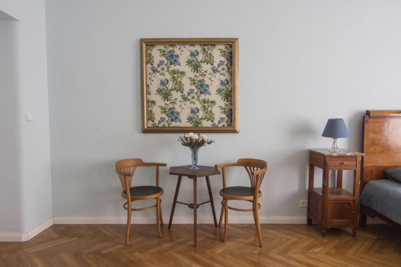 Prague Castle Apartment Vintage Exterior photo